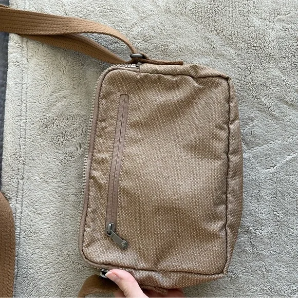 Kipling Abanu Crossbody Bag - Picture 5 of 8